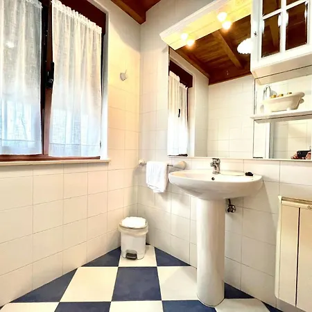 Bonito Con Wifi En Un Compartida En Apartman *